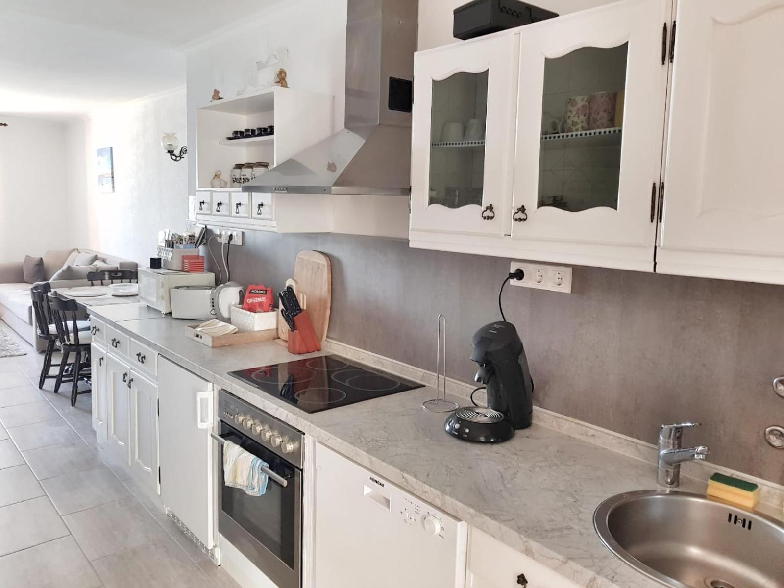 Beachfront House Sea La Vie Каштела Номер фото