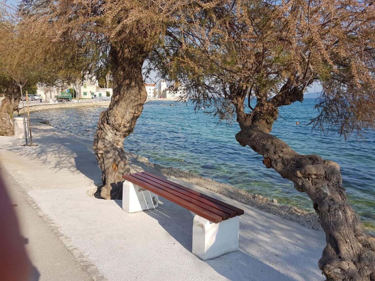 Beachfront House Sea La Vie Каштела Экстерьер фото